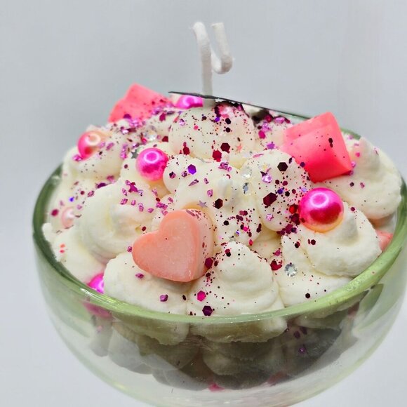 Valor Whip Candle ✦ Iridescent Coupe Glass ✦ Handmade Soy Wax Pink Accents NWT - Picture 11 of 16